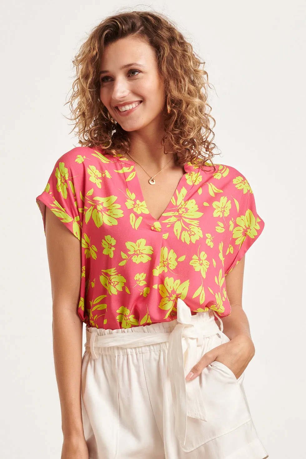 24372 Dames Fuchsia Top Met Allover Lime Bloemenprint | lime-pink