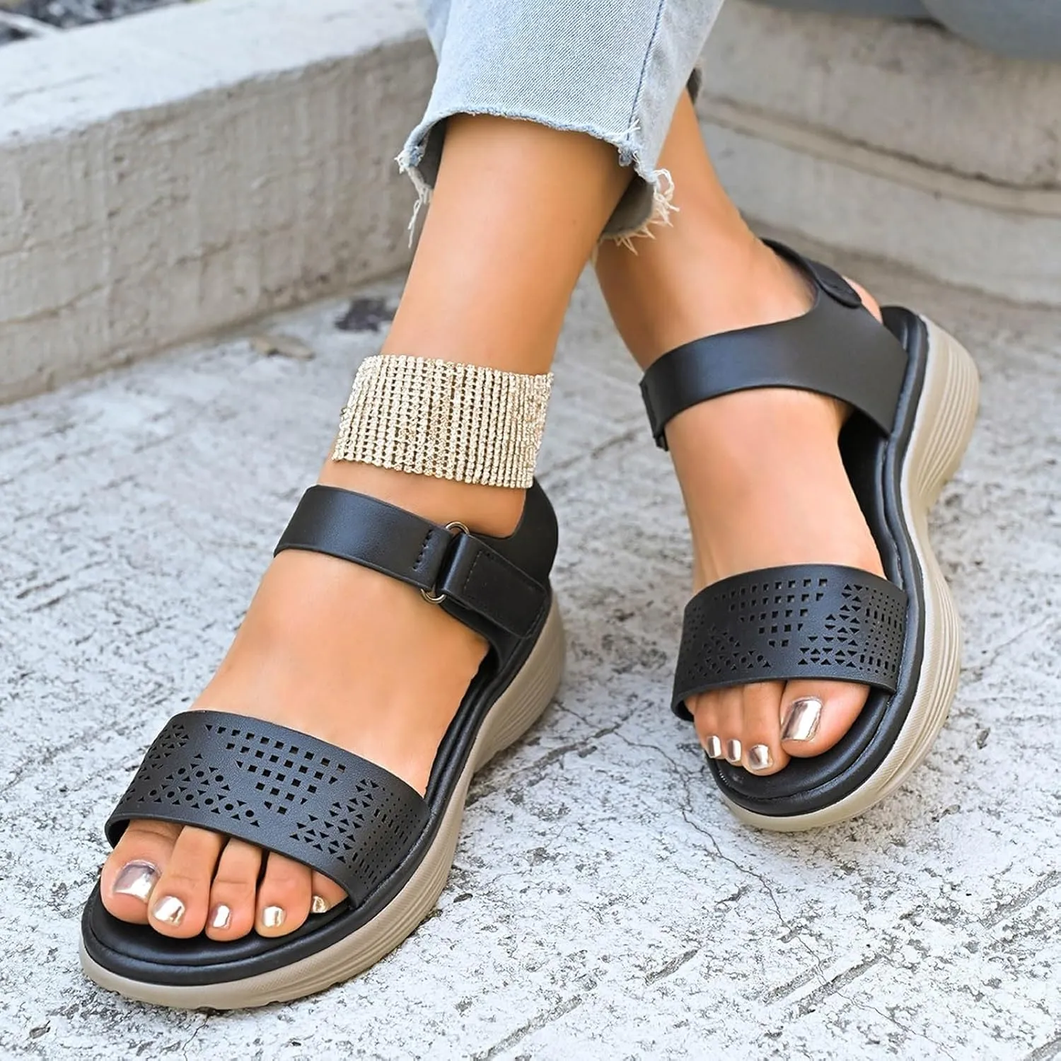 Comfortable Sandals for Women Perforated Leather Upper Sporty Design Breathable Insole Non Slip Sole Summer Sandals