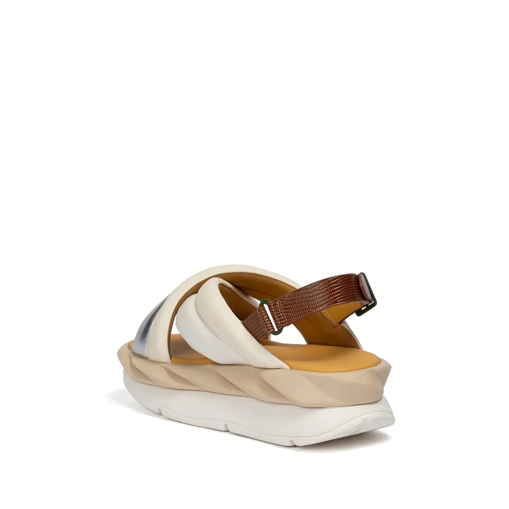 Mellow Mela in Cream