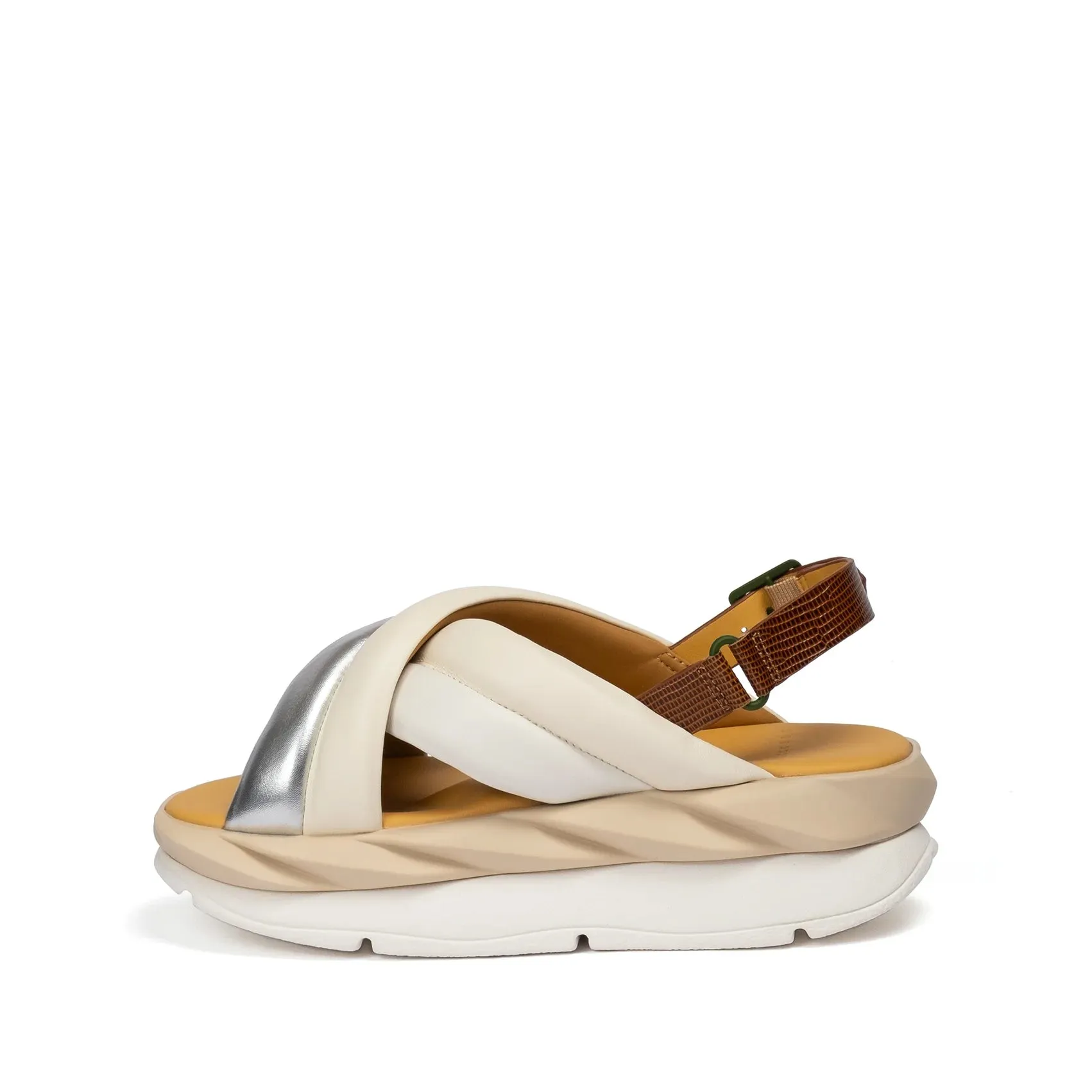 Mellow Mela in Cream