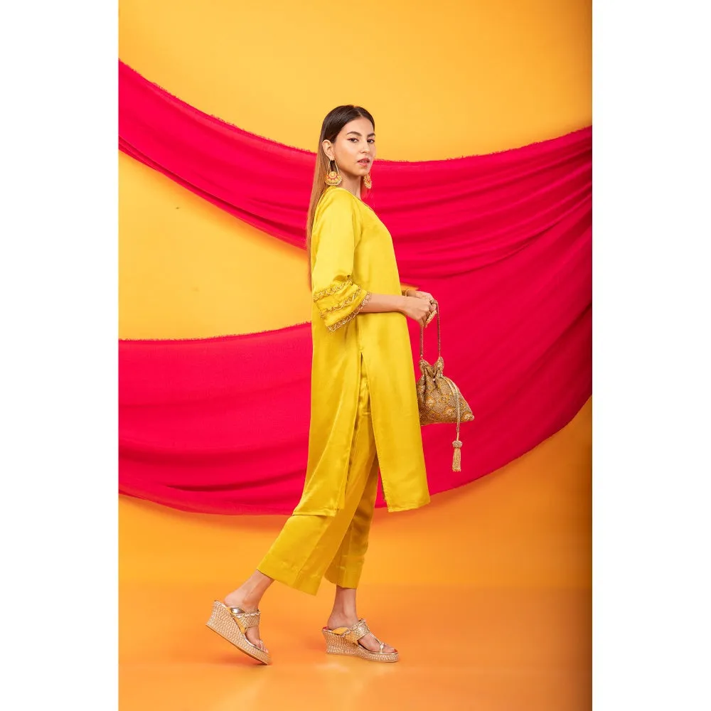 MONK & MEI Gulnaar Lahori Canary Yellow Kurta And Pant (Set of 2)