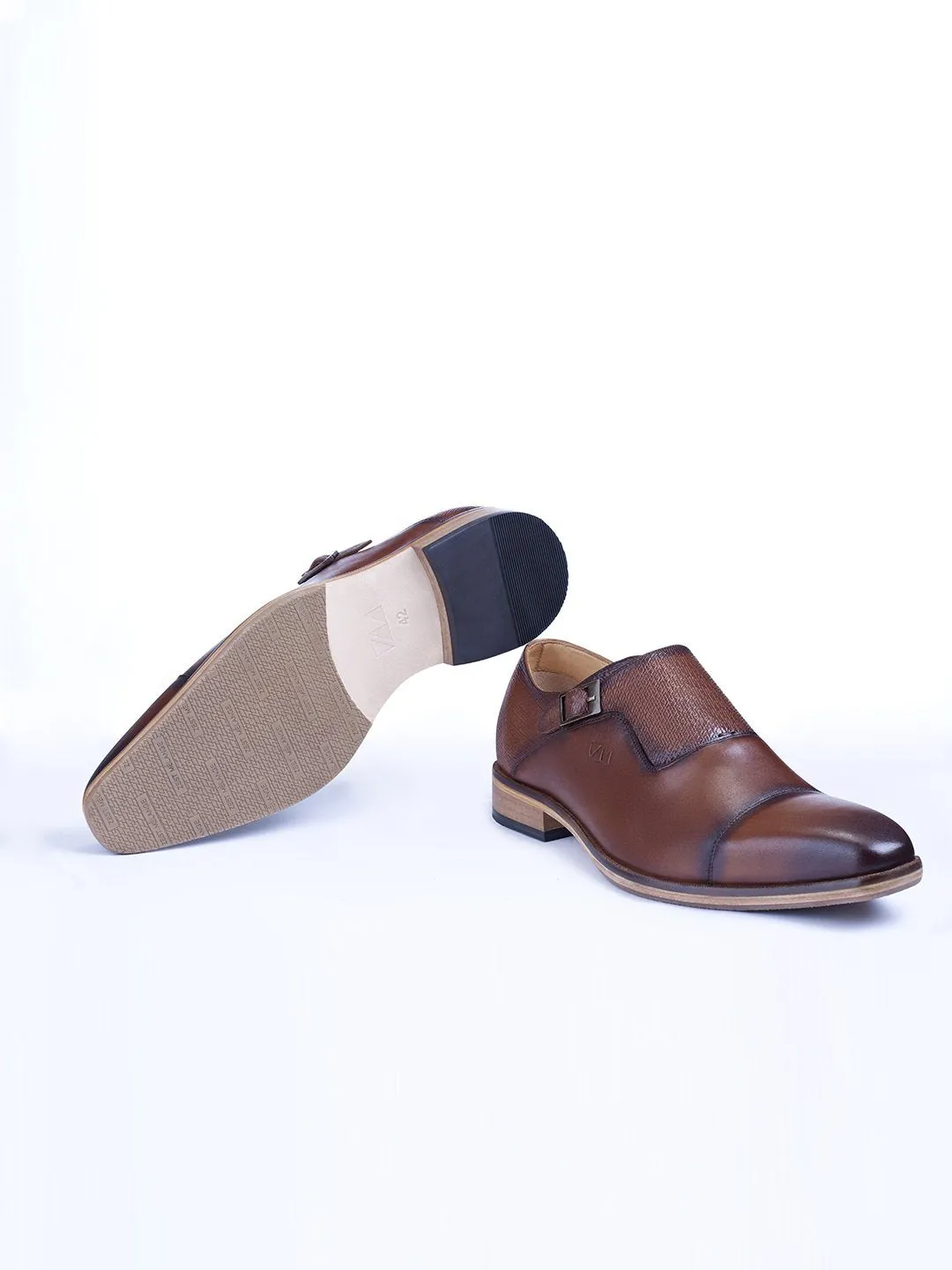 Single Buckle Monk Shoes With Zm Embossed Detail