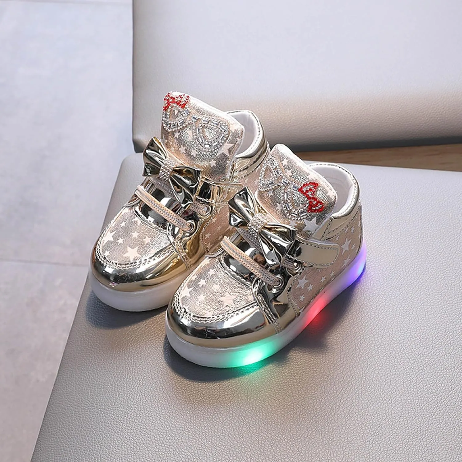 Sneakers for Girls Fashion Light Up Shoes for Girls Flashing Casual Shoes with Anti-Slip Sole Birthday