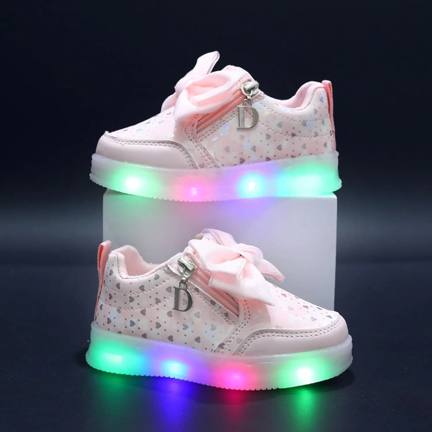 Sneakers for Girls Fashion Luminous Light Up Shoes for Girls Soft Bottom Flashing Casual Shoes with Non Slip Zippers