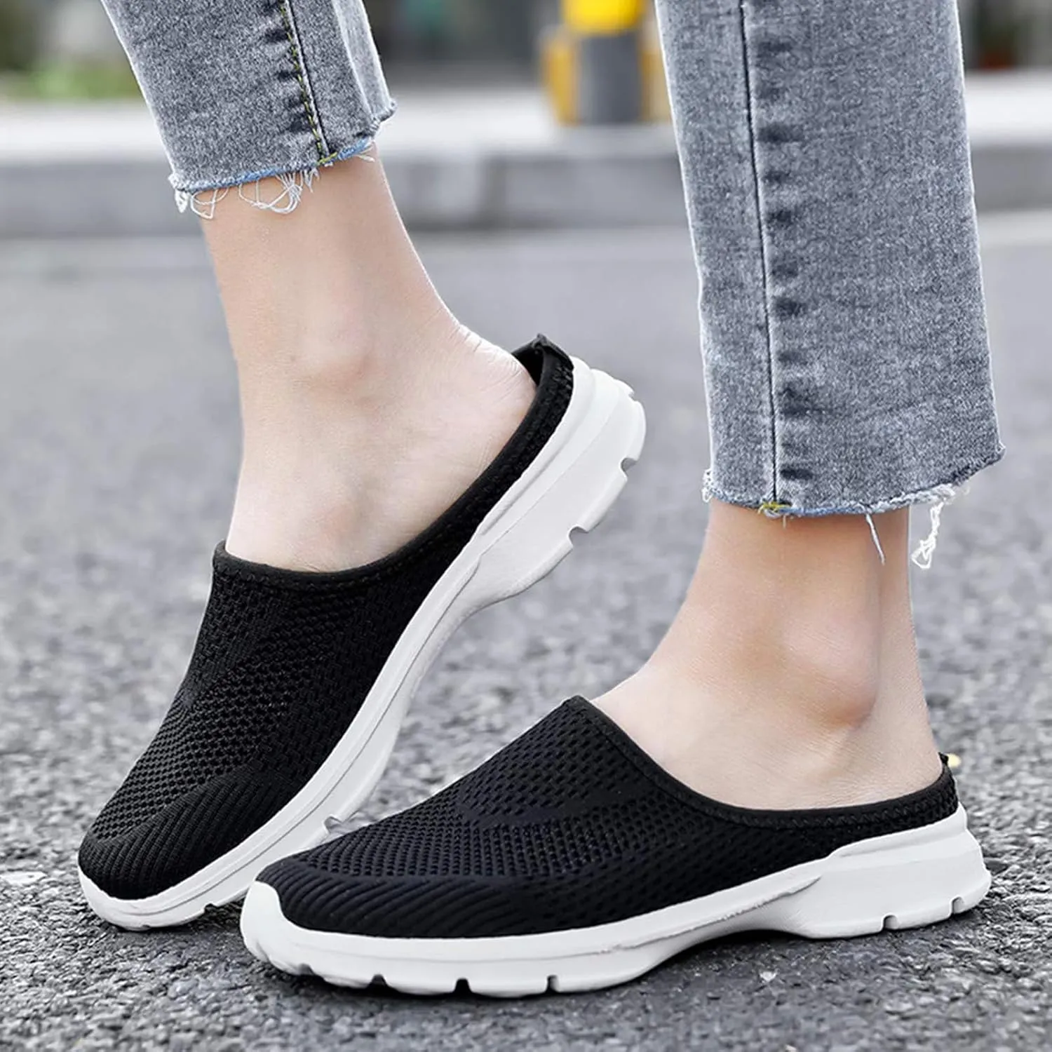 Women's Mules & Clogs Breathable Mesh Slippers 2025 Backless Walking Sneakers Comfortable Closed Toe Slides Non-Slip Hiking Shoes