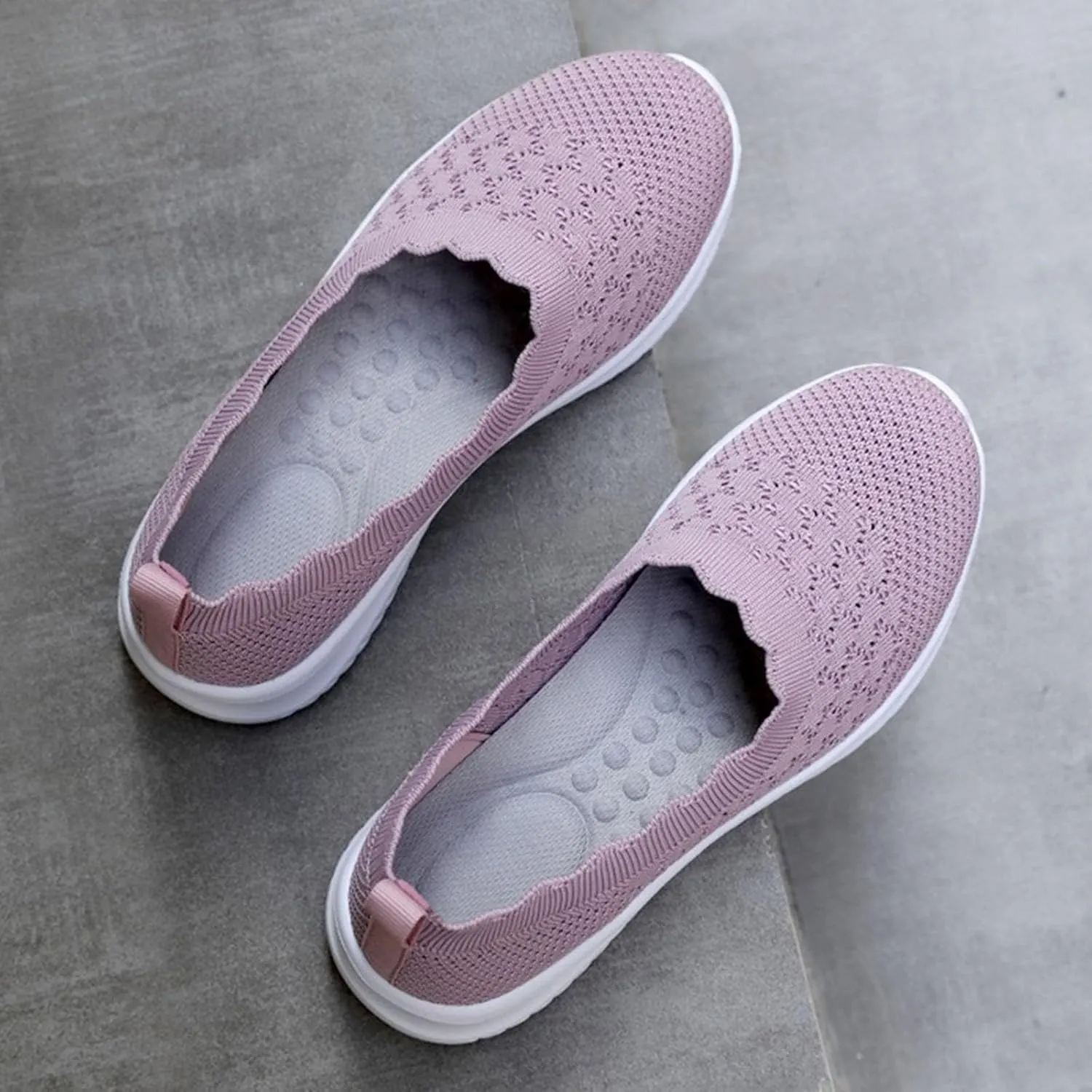 Women's Non Slip Tennis Sneakers Comfortable Low Top Outdoor Walking Shoes Fashion Comfortable Workout Shoes