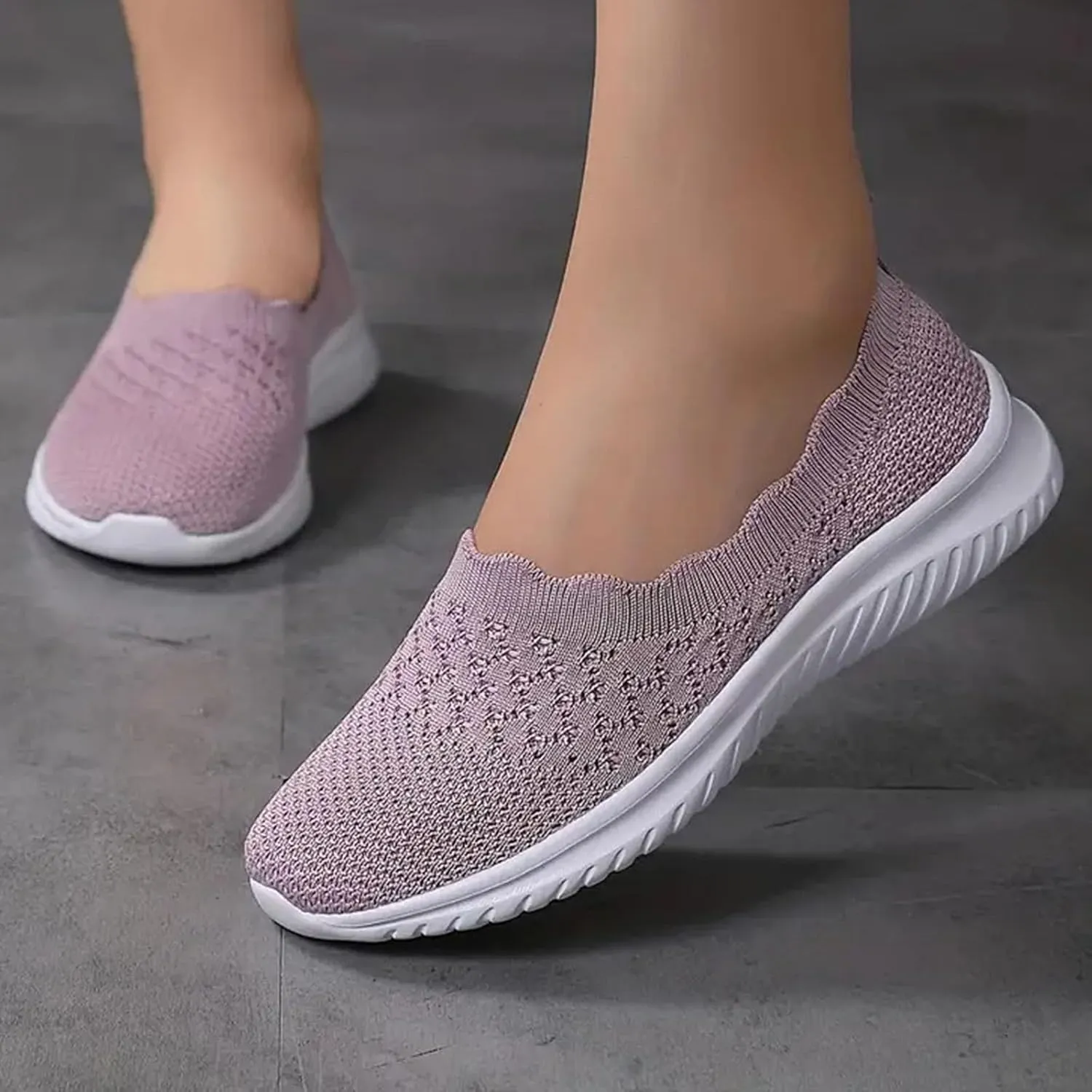 Women's Non Slip Tennis Sneakers Comfortable Low Top Outdoor Walking Shoes Fashion Comfortable Workout Shoes