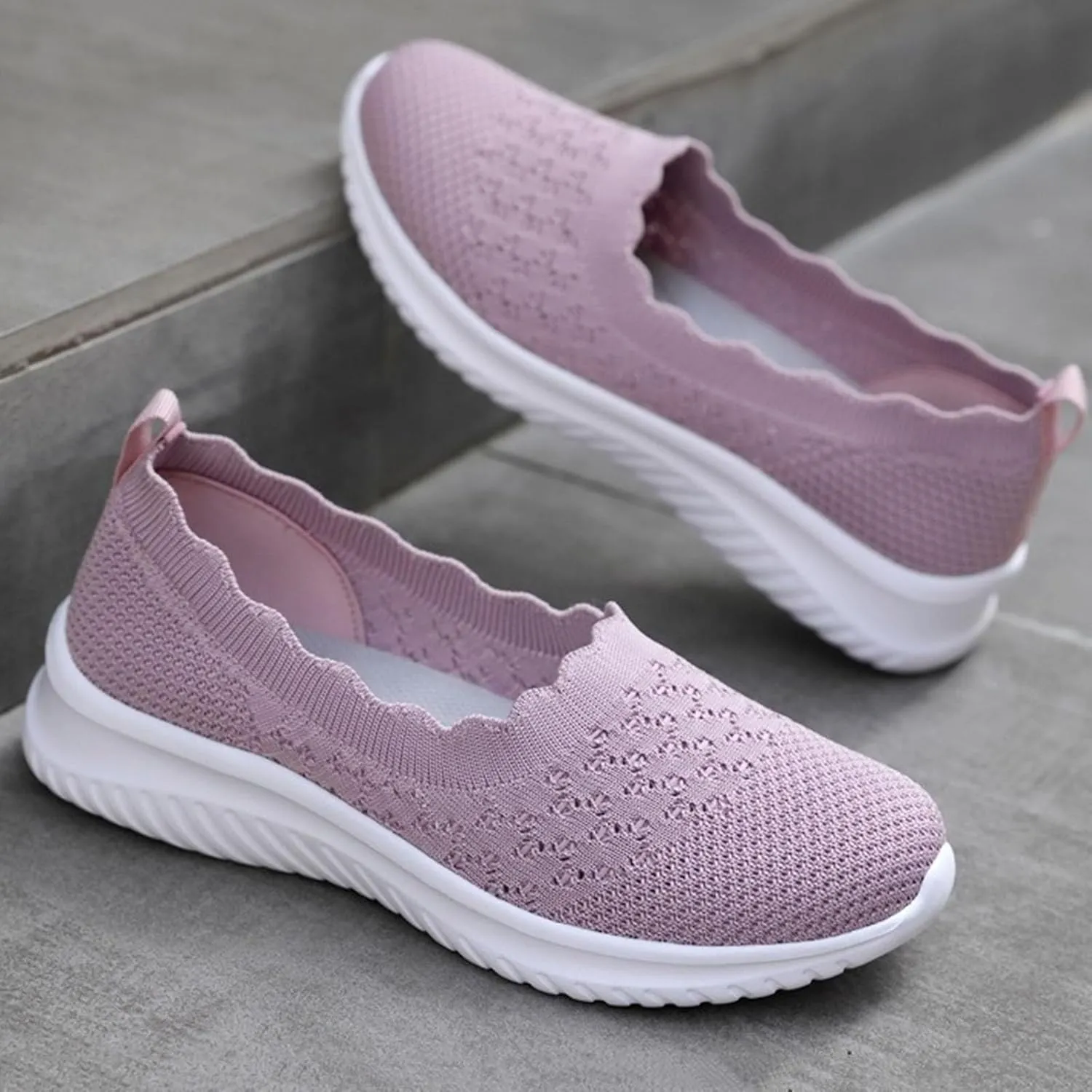 Women's Non Slip Tennis Sneakers Comfortable Low Top Outdoor Walking Shoes Fashion Comfortable Workout Shoes